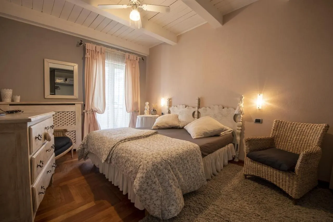 Villa Bellavista Evelyne E Giorgio Pontedassio 0*,
